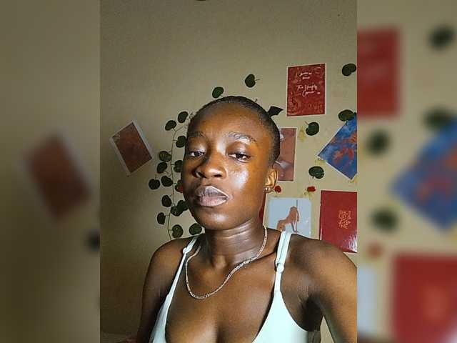 Nadama live cam on BongaCams