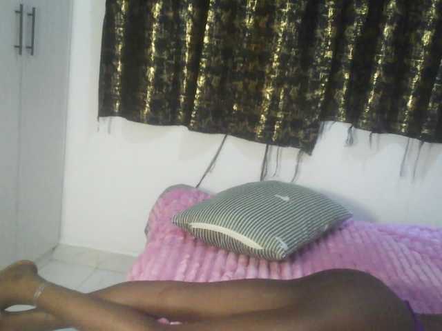 Nadama live cam on BongaCams