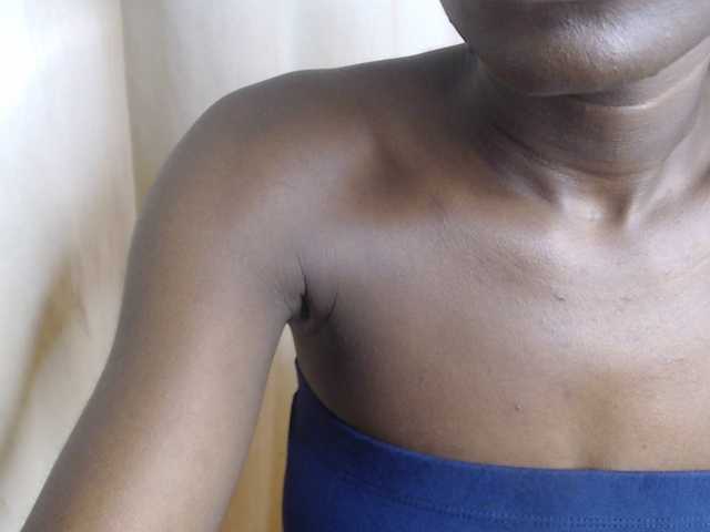 Nadama live webcam show