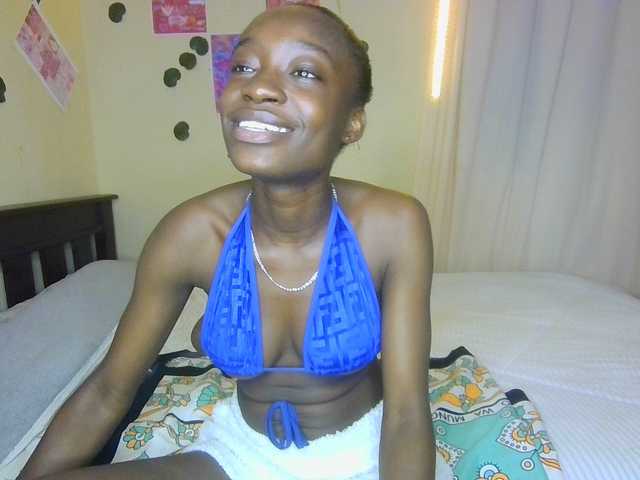 Nadama live cam on BongaCams
