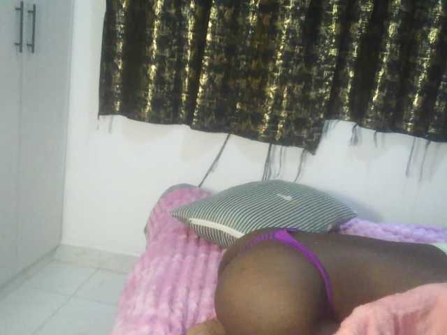 Nadama live cam on BongaCams