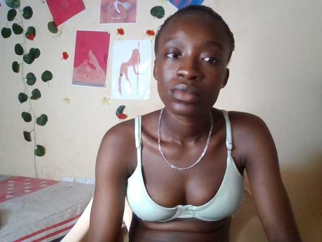 Nadama live cam on BongaCams