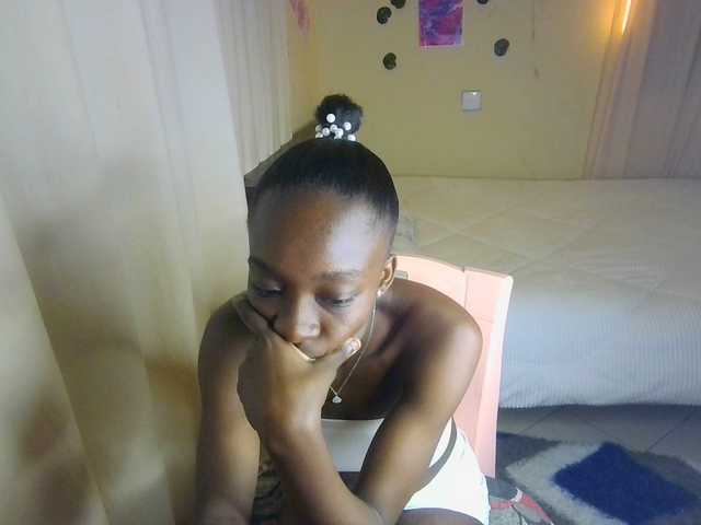 Nadama live cam on BongaCams