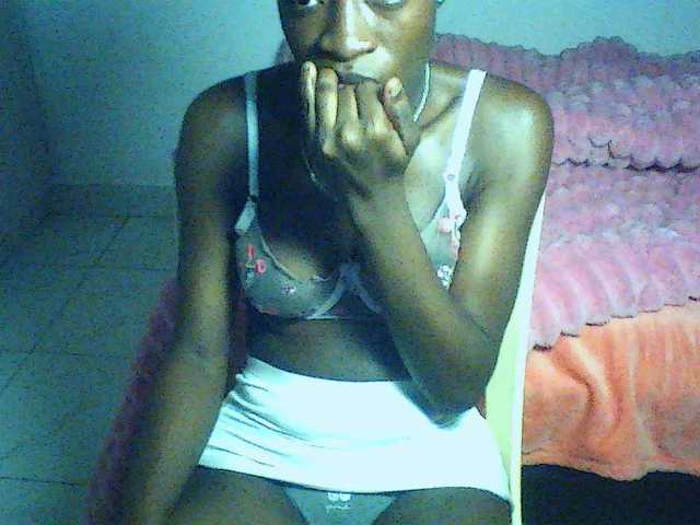 Nadama live cam on BongaCams