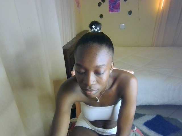 Nadama live cam on BongaCams