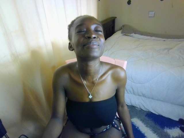 Nadama live cam on BongaCams