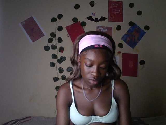 Nadama live cam