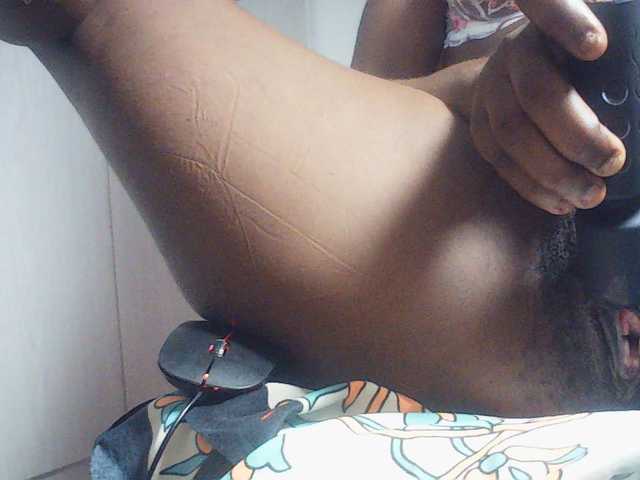 Nadama live cam on BongaCams