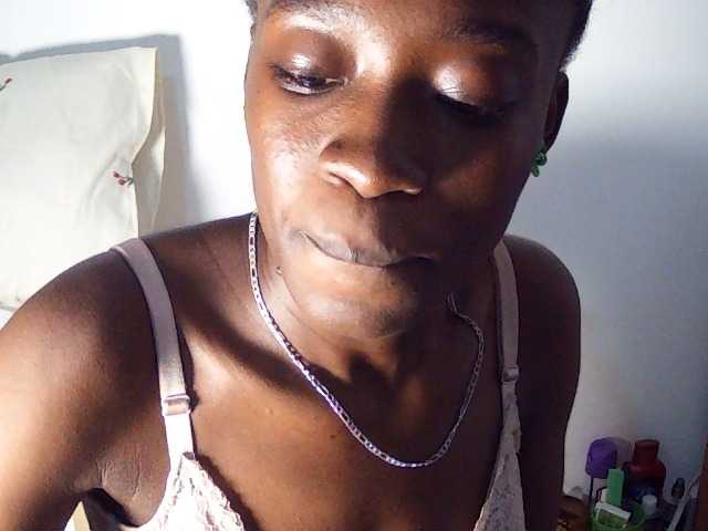 Nadama live cam on BongaCams