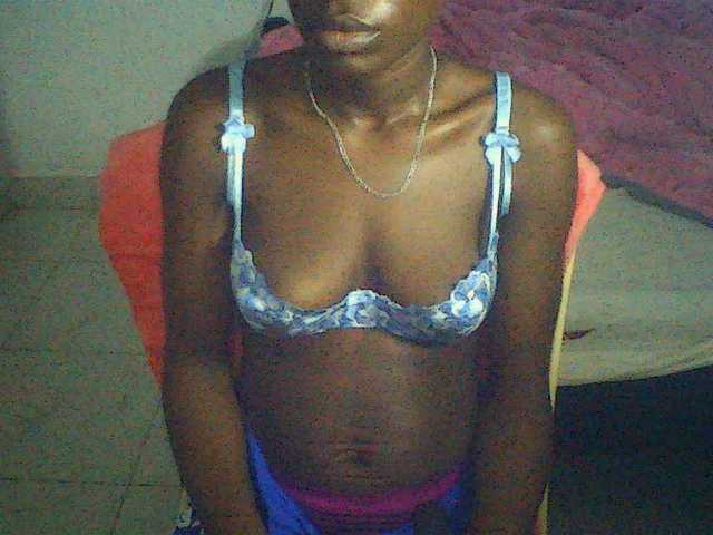 Nadama live cam on BongaCams