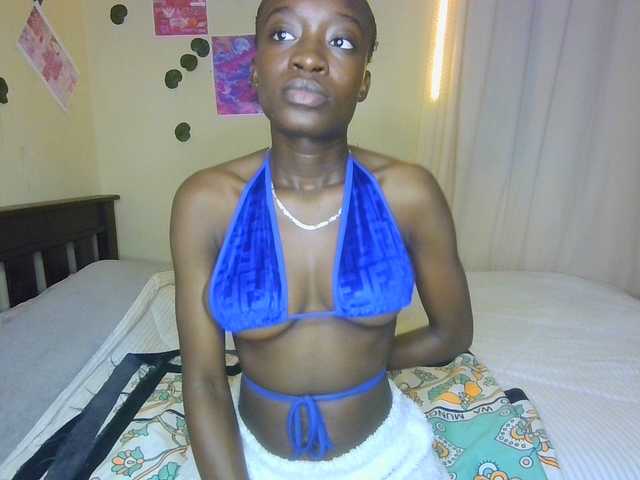 Nadama live cam on BongaCams