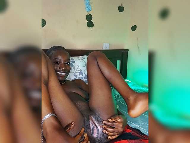 Nadama live cam on BongaCams