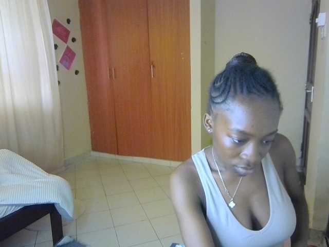 Nadama live cam on BongaCams