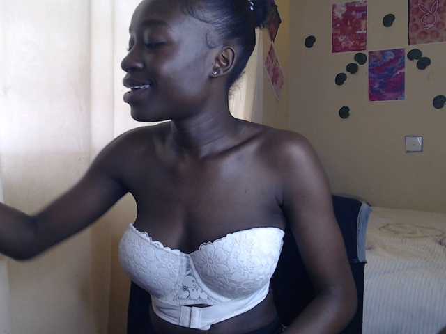 Nadama live webcam show