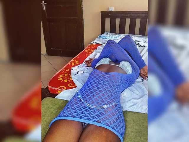Nadama live cam on BongaCams