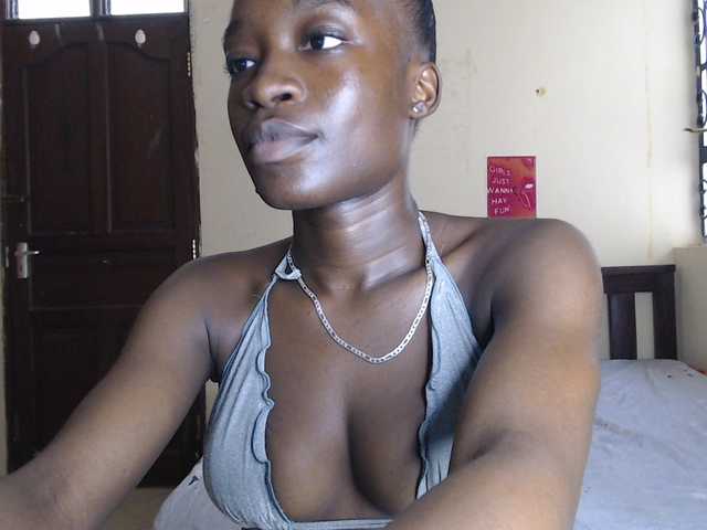 Nadama live cam on BongaCams