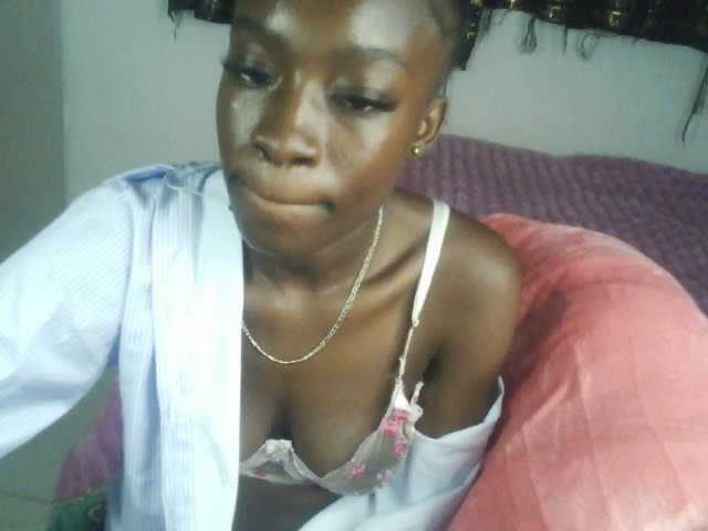 Nadama live cam on BongaCams