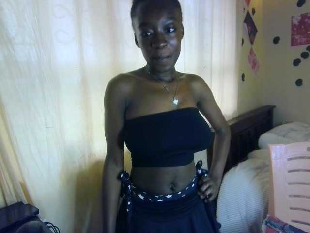 Nadama live cam on BongaCams