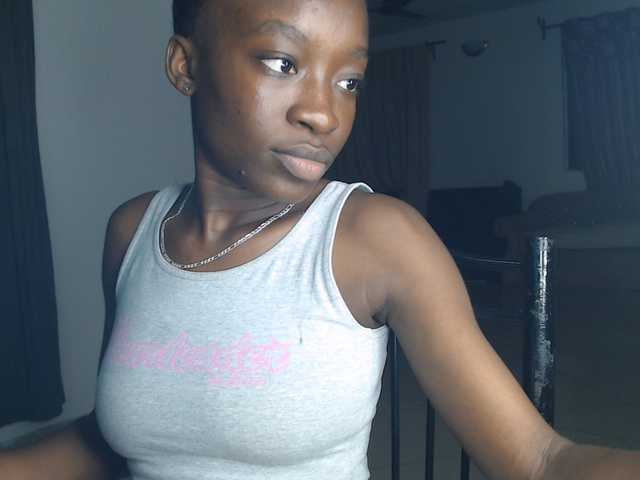 Nadama live cam on BongaCams