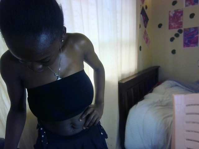 Nadama live cam on BongaCams