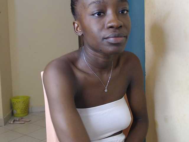 Nadama live cam on BongaCams