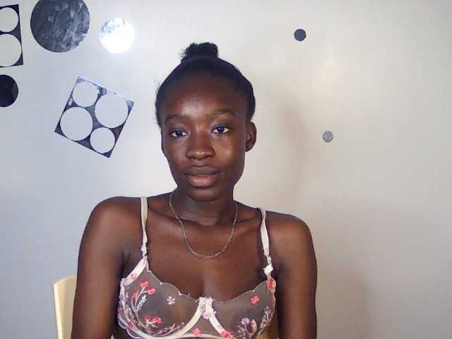 Nadama live cam on BongaCams