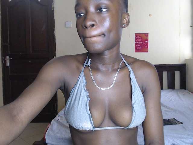 Nadama live cam on BongaCams