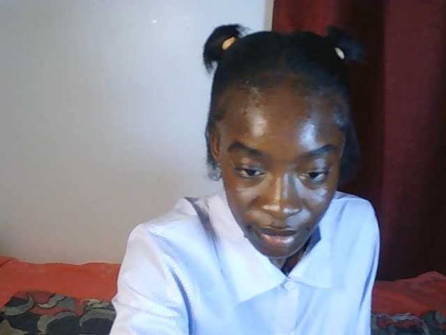Nadama live cam on BongaCams