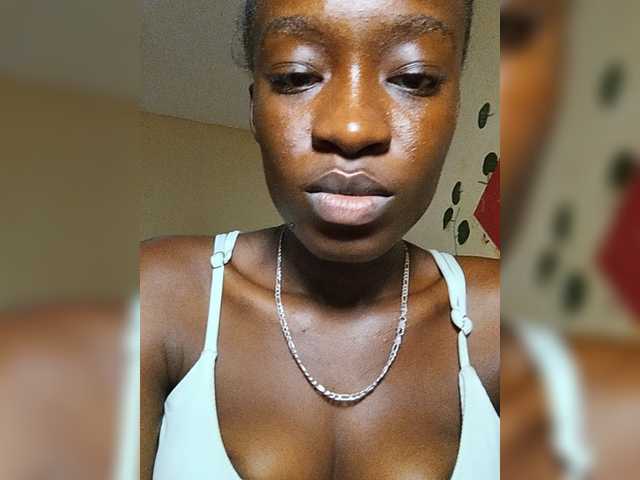 Nadama live cam on BongaCams