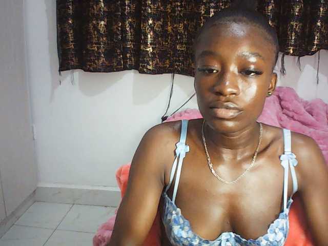 Nadama live cam on BongaCams