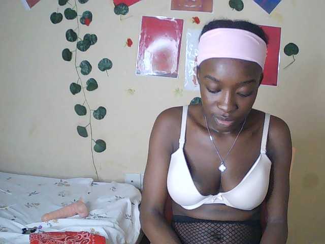 Nadama live cam on BongaCams