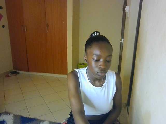 Nadama live cam on BongaCams