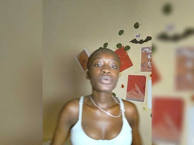 Nadama live cam on BongaCams