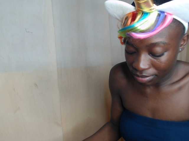 Nadama live cam on BongaCams