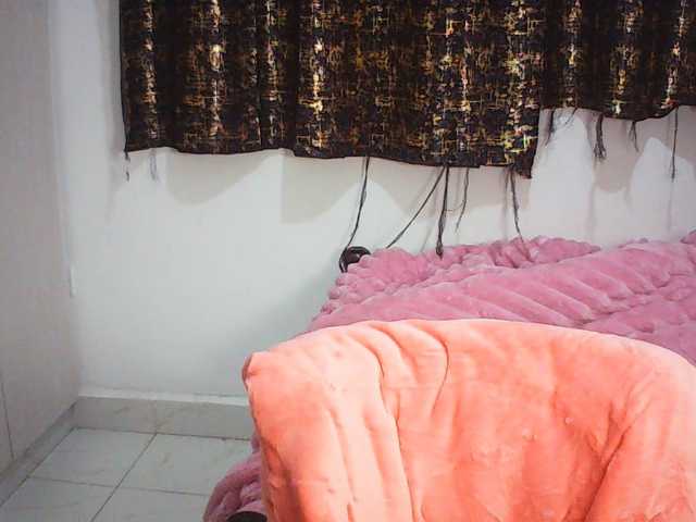 Nadama live cam on BongaCams