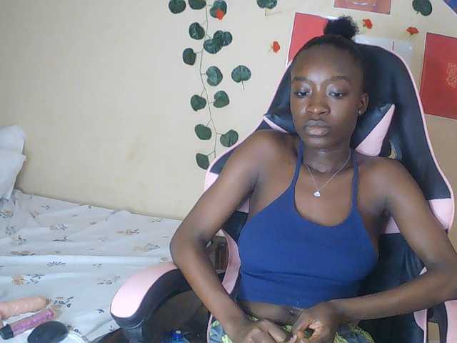 Nadama Прямой эфир на BongaCams