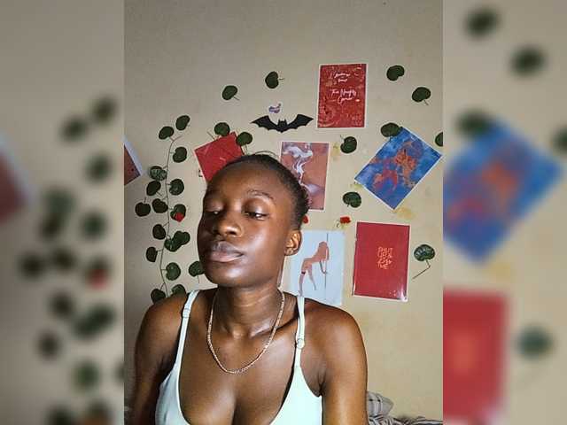 Nadama live cam on BongaCams