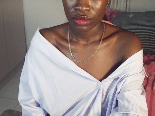 Nadama live cam on BongaCams