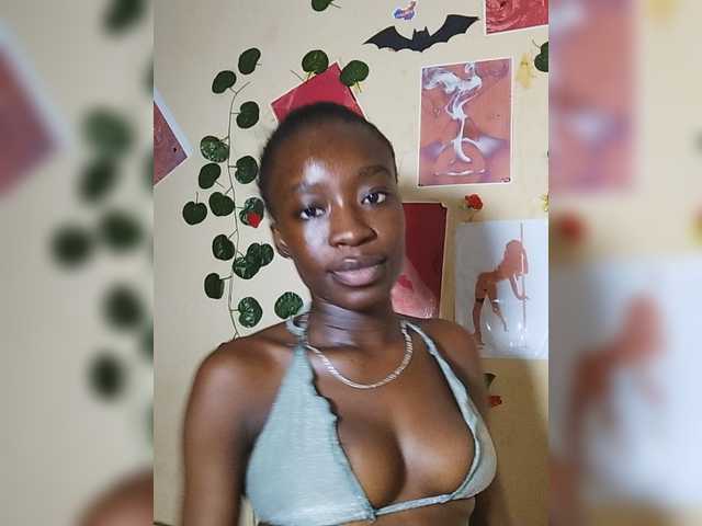 Nadama live cam on BongaCams
