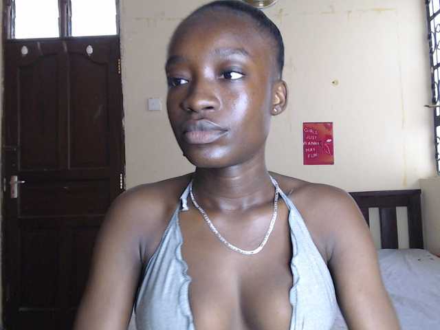 Nadama live cam on BongaCams