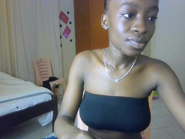 Nadama live webcam show