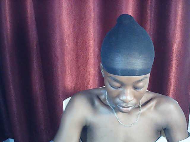 Nadama live cam on BongaCams