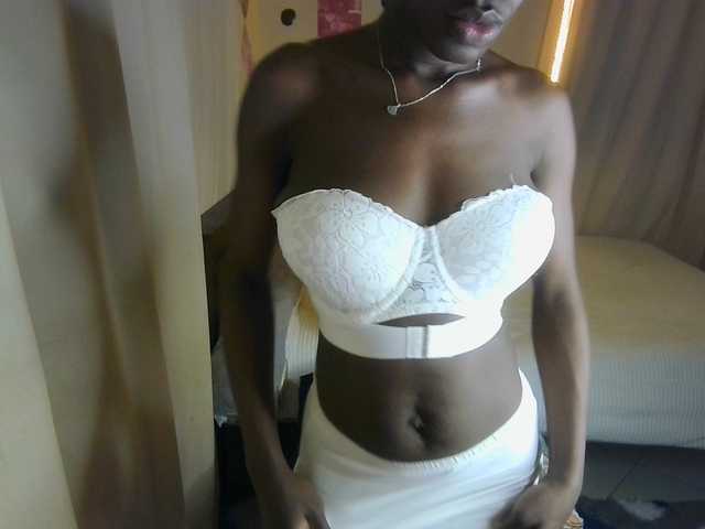 Nadama live cam on BongaCams
