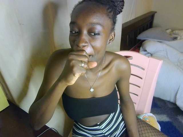 Nadama live cam on BongaCams