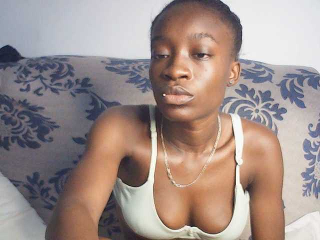 Nadama live cam on BongaCams