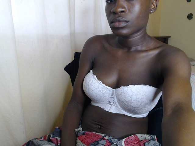 Nadama live cam on BongaCams