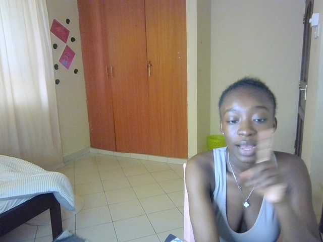 Nadama live cam on BongaCams
