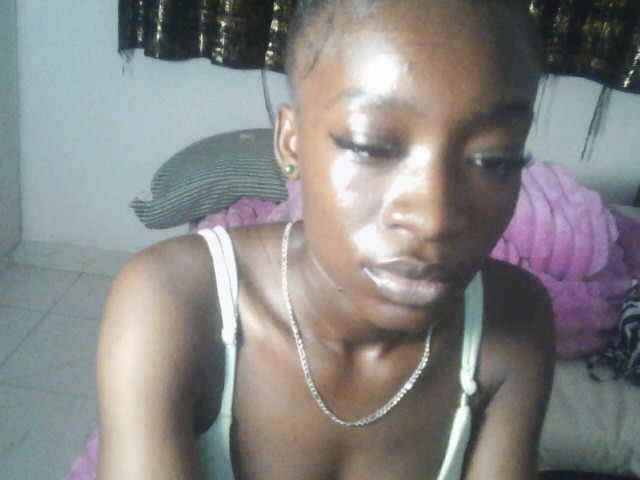 Nadama live cam on BongaCams