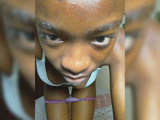 Nadama live cam on BongaCams