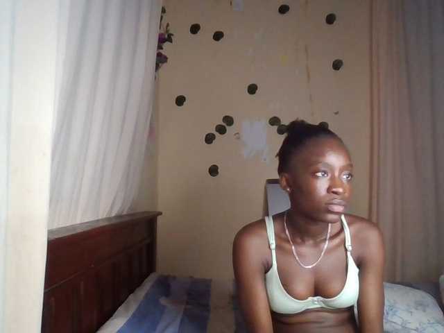 Nadama live cam on BongaCams